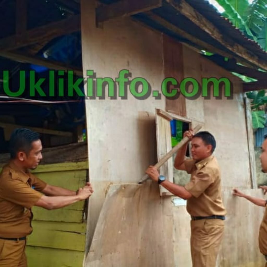 Hut KNPI Ke 46, DPD KNPI Palopo Lakukan Bedah Rumah