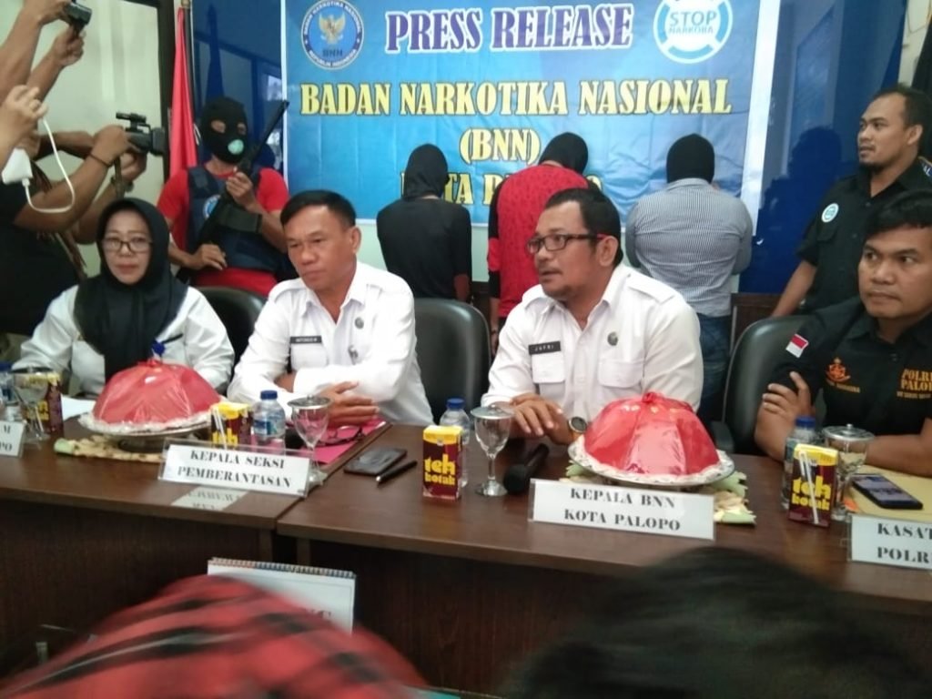 Diduga Pengedar Narkoba Lintas Provinsi, Janda Semok Diringkus BNN Palopo