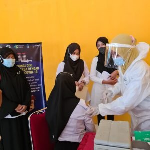 Dinkes Luwu Laksanakan Vaksinasi Dosis Kedua Bagi Nakes