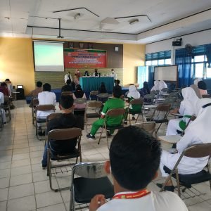 Dinkes Palopo Harap Mahasiswa Akper Sawerigading  Jadi Agen Of Change Cegah Dan Kendalikan Covid-19