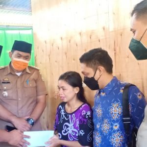 Ditabrak dan Uangnya Dicuri, NasDem Palopo Bantu Penjual Jalangkote yang Viral di Medsos