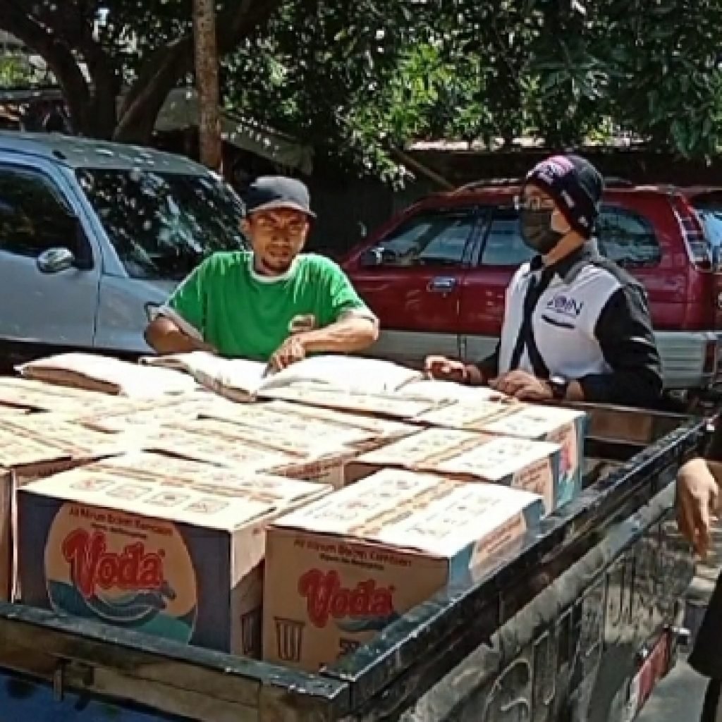 Pengurus JOIN se-Sulsel Salurkan Bantuan ke Korban Kebakaran di Kampung Lepping