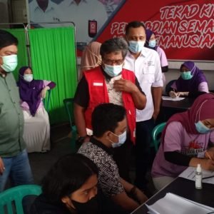 KNPI, HIPMI dan PMI Palopo Kolaborasi Gelar Vaksin Covid-19 Sebanyak 2000 Dosis
