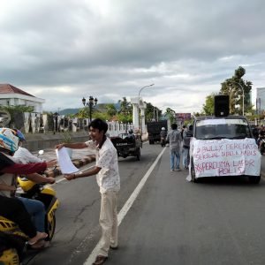 Kritik Kinerja Polres Palopo, Massa Aksi Teriakan Hastag Percuma Lapor Polisi