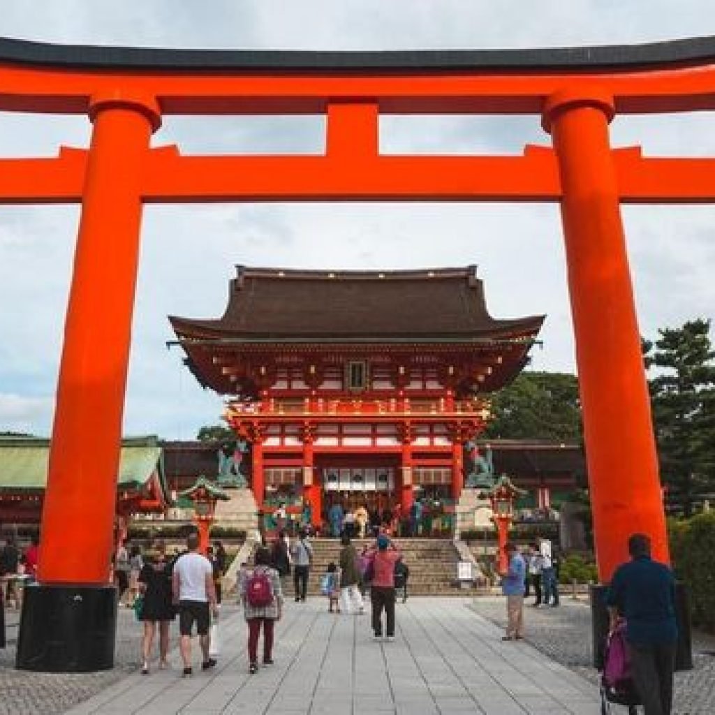 7 Tempat Wisata Paling Favorit Di Jepang