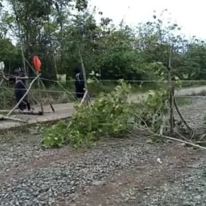 Warga Tutup Jalan Masuk PT.BMS, Zulkarnen : Kita Carikan Jalan Baru