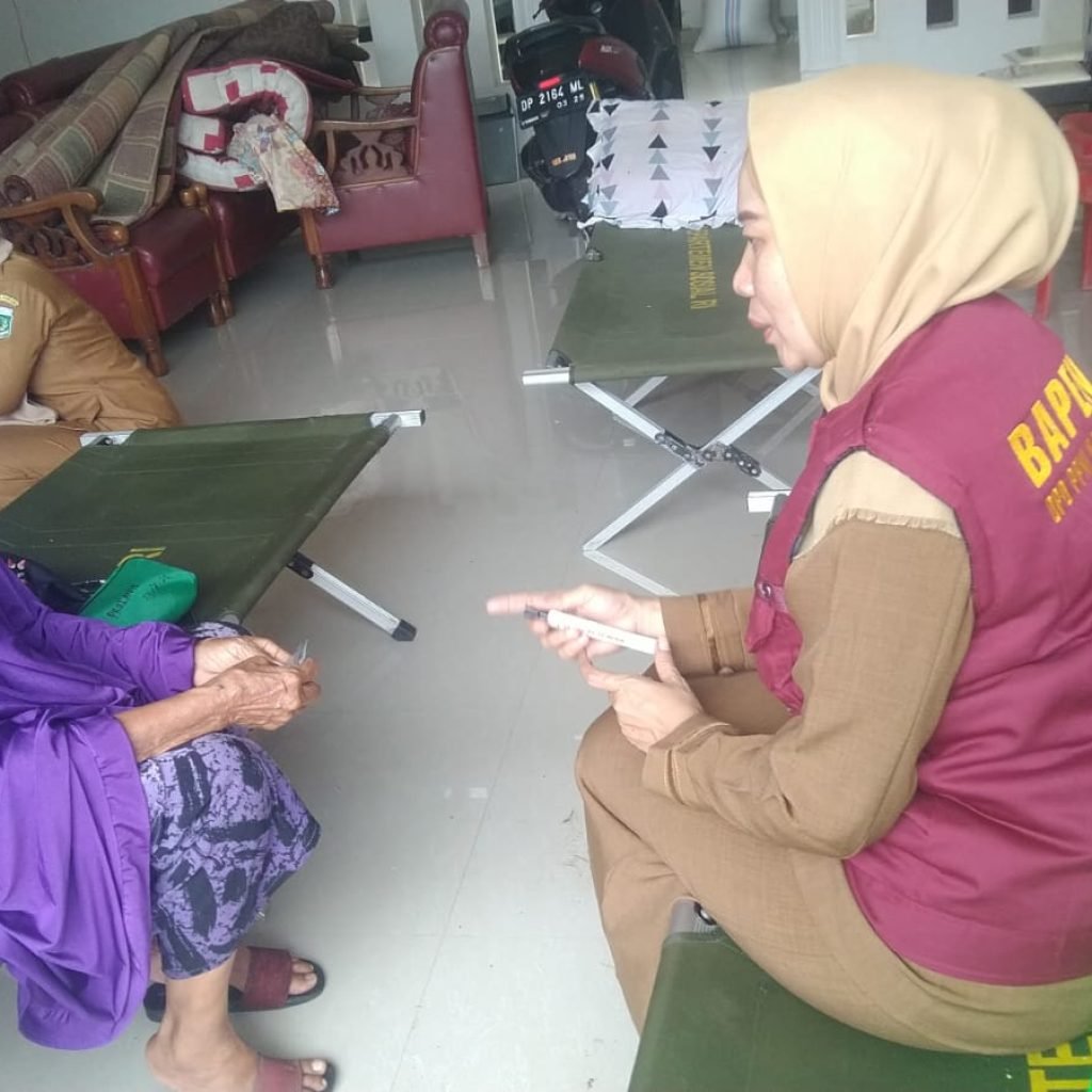 Bapena PPNI Pinrang, Lakukan Pemeriksaan Kesehatan Korban Banjir