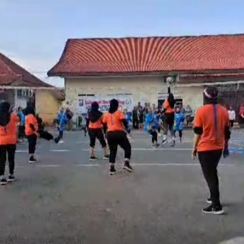 Kompetisi Bola Voli Polres Palopo Meriahkan HUT Bhayangkara, Nadia Safi’i : Kita Jadikan Sebagai Ajang Silaturahmi