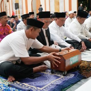 Tarawih Pertama, Dandim Palopo Ingatkan Prajurit Tingkatkan Iman dan Ketaqwaan