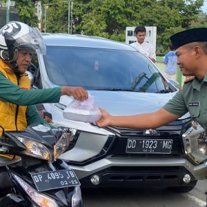 Kodim 1403 Palopo Bagikan 4000 Paket Berbuka Puasa Bagi Masyarakat