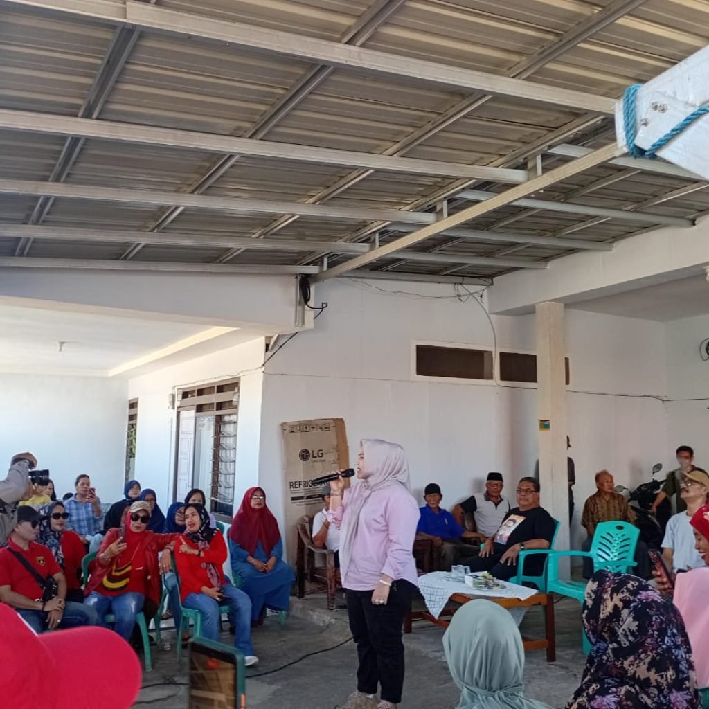 Merasa Tidak Diperhatikan Pemerintah Sebelumnya, Warga Perumnas All Out Dukung Putri-Haidir di Pilwakot Palopo